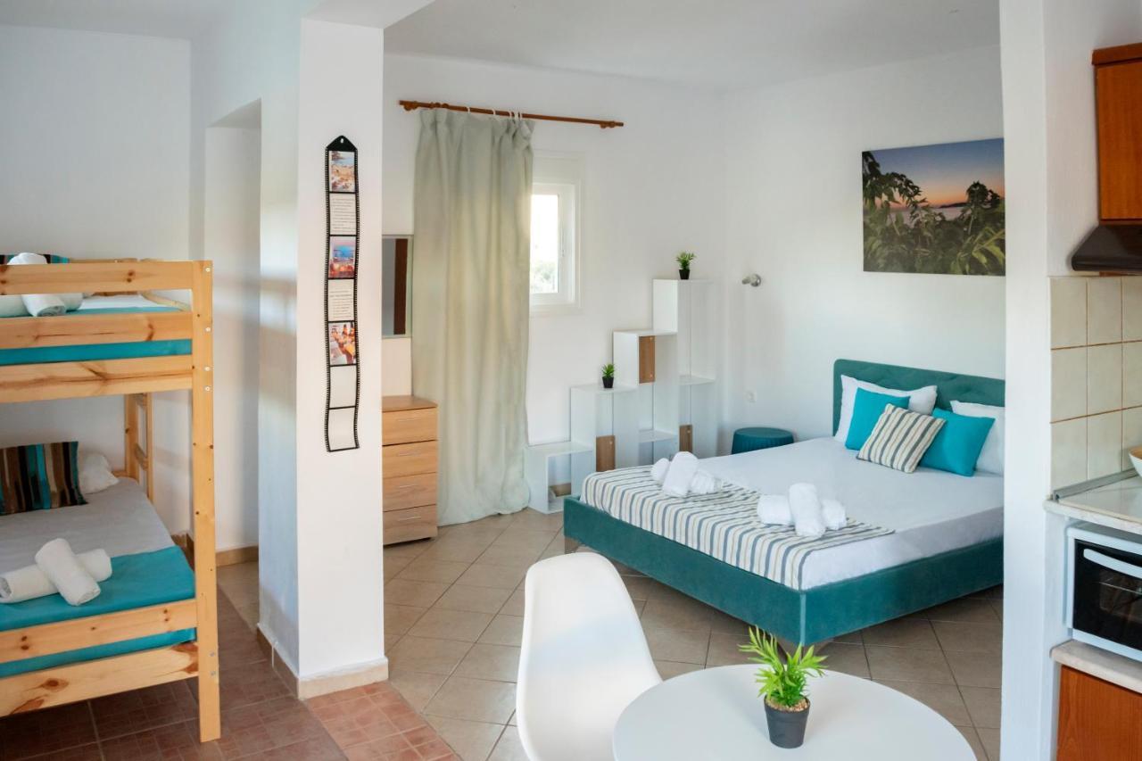 Kapahi Magic Hotel Apartments Potos Ngoại thất bức ảnh